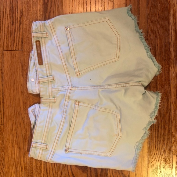Zara Turquoise Denim Shorts - Picture 3 of 4